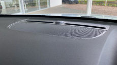 Volvo XC40 2.0 B4P Plus Dark 5dr Auto Petrol Estate